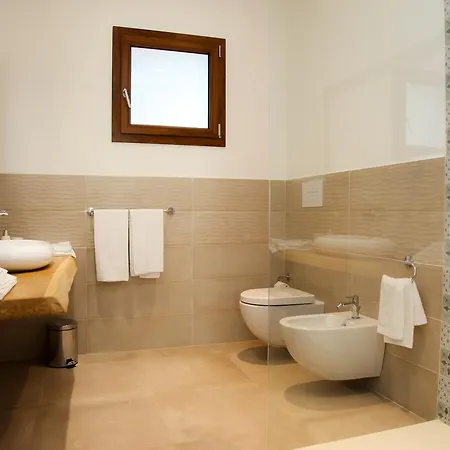 Hypnos Boutique San Teodoro (Sardinia)