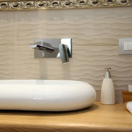 Hypnos Boutique Hotel 2*