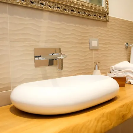 Hypnos Boutique Hotel San Teodoro (Sardinia)