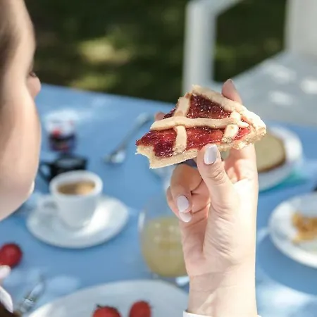 Hypnos Boutique San Teodoro (Sardinia)