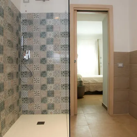 Hypnos Boutique San Teodoro (Sardinia)